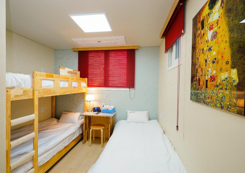 Seoul Taiwan Guesthouse Rum bild
